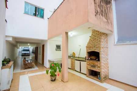 Casa à venda com 232m², 3 quartos e 4 vagas Casa à venda com 232m², 3 quartos e 4 vagasEspaço gourmet/Quintal/Jardim