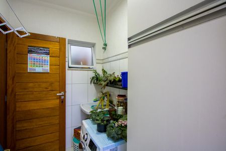 Casa à venda com 232m², 3 quartos e 4 vagas Casa à venda com 232m², 3 quartos e 4 vagasÁrea de serviço