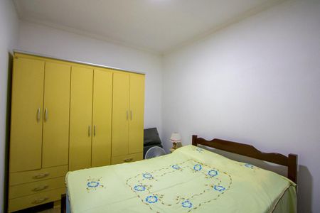 Casa à venda com 232m², 3 quartos e 4 vagas Casa à venda com 232m², 3 quartos e 4 vagasQuarto 2 - Suíte