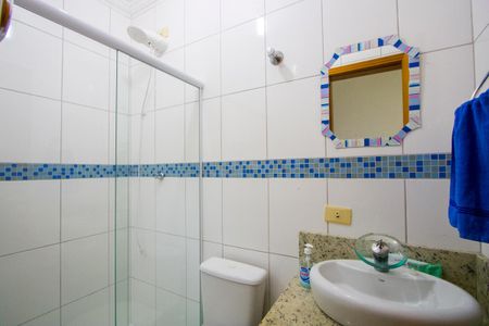 Casa à venda com 232m², 3 quartos e 4 vagas Casa à venda com 232m², 3 quartos e 4 vagasBanheiro do quarto 2