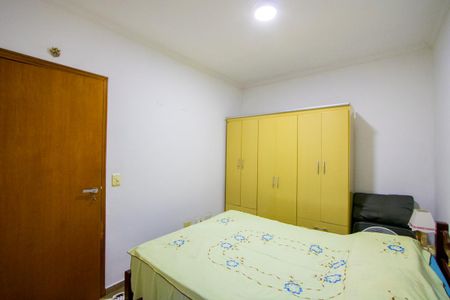 Casa à venda com 232m², 3 quartos e 4 vagas Casa à venda com 232m², 3 quartos e 4 vagasQuarto 2 - Suíte