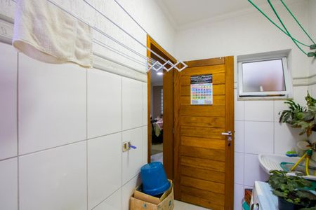 Casa à venda com 232m², 3 quartos e 4 vagas Casa à venda com 232m², 3 quartos e 4 vagasÁrea de serviço