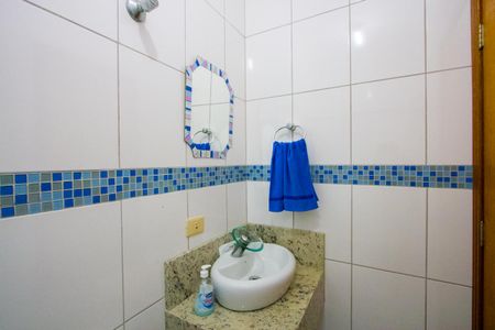 Casa à venda com 232m², 3 quartos e 4 vagas Casa à venda com 232m², 3 quartos e 4 vagasBanheiro do quarto 2