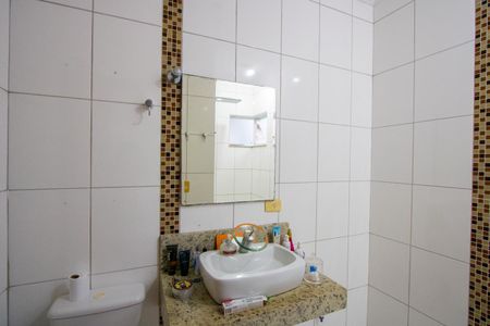 Casa à venda com 232m², 3 quartos e 4 vagas Casa à venda com 232m², 3 quartos e 4 vagasBanheiro do quarto 1
