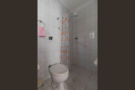 Casa à venda com 180m², 4 quartos e 2 vagas Casa à venda com 180m², 4 quartos e 2 vagasBanheiro - Quarto de Serviço