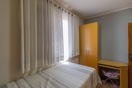 Casa à venda com 180m², 4 quartos e 2 vagas Casa à venda com 180m², 4 quartos e 2 vagasQuarto 2