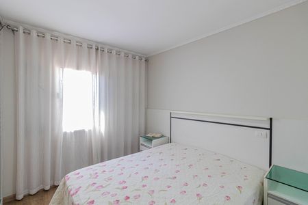 Casa à venda com 180m², 4 quartos e 2 vagas Casa à venda com 180m², 4 quartos e 2 vagasSuíte