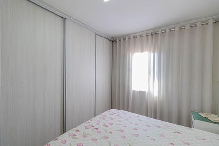 Casa à venda com 180m², 4 quartos e 2 vagas Casa à venda com 180m², 4 quartos e 2 vagasSuíte