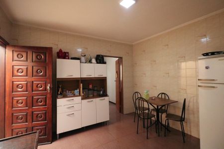 Casa para alugar com 165m², 1 quarto e sem vagaCasa 02