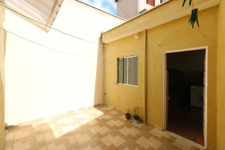 Casa para alugar com 165m², 1 quarto e sem vagaQuintal