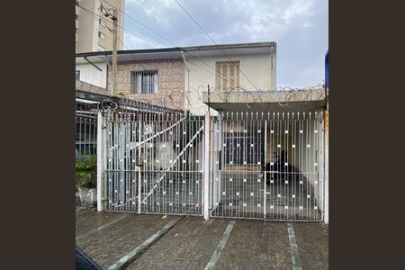 Casa à venda com 70m², 2 quartos e 1 vagaFachada 