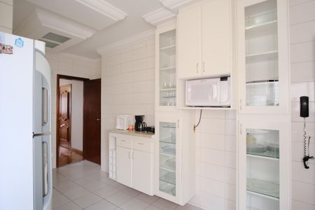Apartamento para alugar com 113m², 4 quartos e 3 vagasCozinha