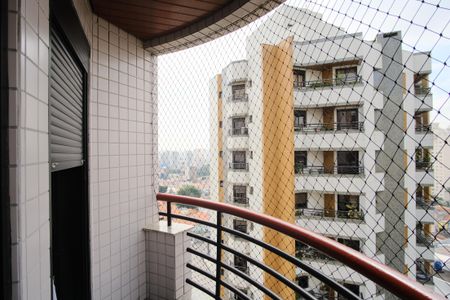 Apartamento para alugar com 113m², 4 quartos e 3 vagasVaranda da Suíte e quarto 1
