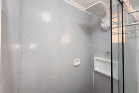 Banheiro e Área de Serviço de apartamento para alugar com 2 quartos, 38m² em Liberdade, São Paulo