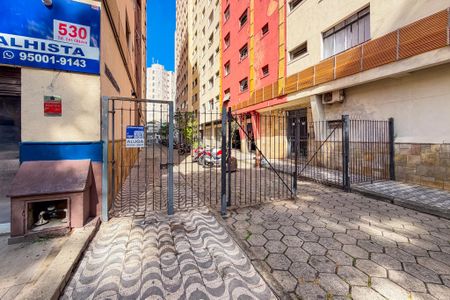 Fachada de apartamento para alugar com 2 quartos, 38m² em Liberdade, São Paulo