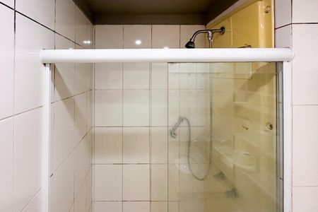 Apartamento à venda com 47m², 2 quartos e 1 vagaBanheiro Social
