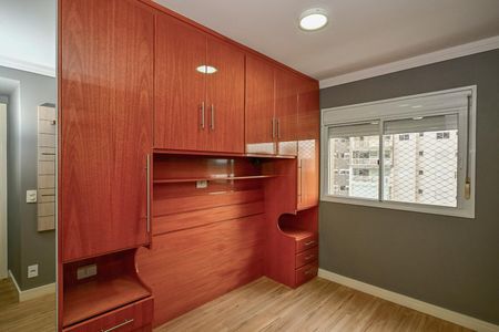 Apartamento para alugar com 65m², 2 quartos e 1 vagaSuíte