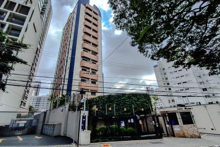 Apartamento à venda com 33m², 1 quarto e 1 vagaFachada - Plaquinha
