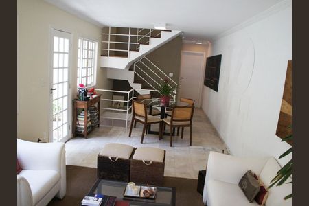 Foto 04 de casa para alugar com 3 quartos, 180m² em Paraíso do Morumbi, São Paulo