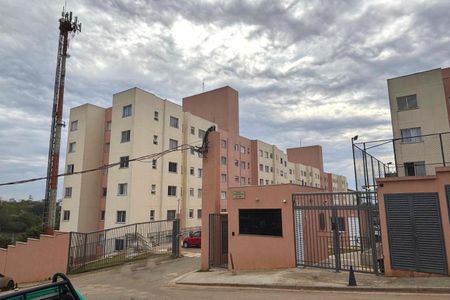 Apartamento para alugar com 48m², 2 quartos e 1 vagafachada e portaria 
