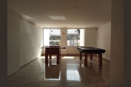 Apartamento à venda com 75m², 3 quartos e 1 vaga Apartamento à venda com 75m², 3 quartos e 1 vagaSalão de jogos