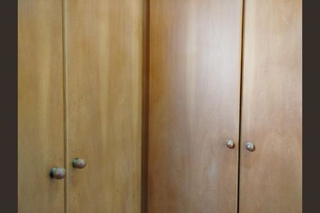 Apartamento à venda com 75m², 3 quartos e 1 vaga Apartamento à venda com 75m², 3 quartos e 1 vagaDependência de serviço