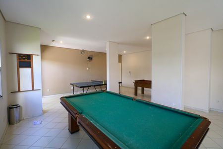 Apartamento à venda com 49m², 2 quartos e 1 vaga Apartamento à venda com 49m², 2 quartos e 1 vagaÁrea comum - Salão de jogos