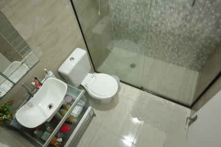 Casa à venda com 127m², 3 quartos e 2 vagasBanheiro  2 