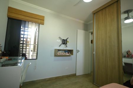 Casa à venda com 127m², 3 quartos e 2 vagasQuarto 1 