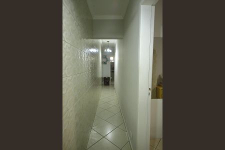 Casa à venda com 127m², 3 quartos e 2 vagasCorredor dos quartos 