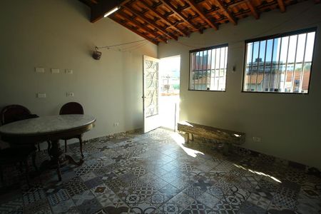 Casa à venda com 127m², 3 quartos e 2 vagasÁrea de serviço 