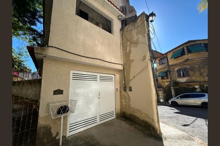 Casa para alugar com 150m², 2 quartos e sem vagaFachada