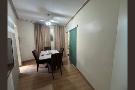 Sala de casa para alugar com 2 quartos, 150m² em Vila Valqueire, Rio de Janeiro