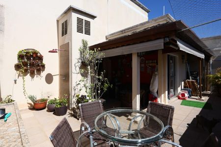 Apartamento à venda com 126m², 2 quartos e 1 vaga Apartamento à venda com 126m², 2 quartos e 1 vagaÁrea externa