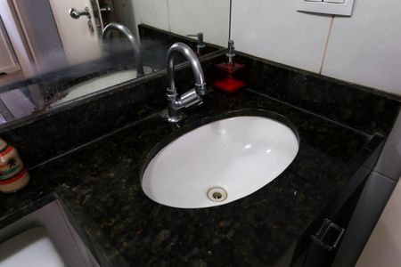 Apartamento à venda com 126m², 2 quartos e 1 vaga Apartamento à venda com 126m², 2 quartos e 1 vagaBanheiro