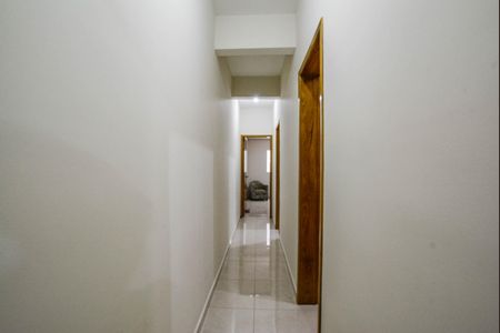 Casa à venda com 222m², 3 quartos e 2 vagas Casa à venda com 222m², 3 quartos e 2 vagasCorredor