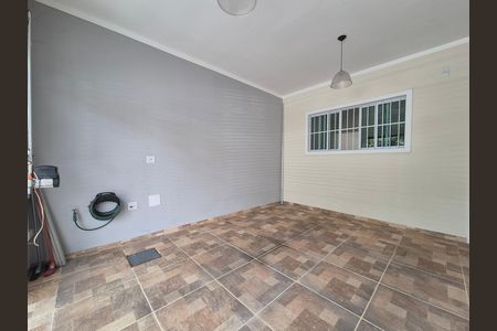 Casa à venda com 222m², 3 quartos e 2 vagas Casa à venda com 222m², 3 quartos e 2 vagasGaragem