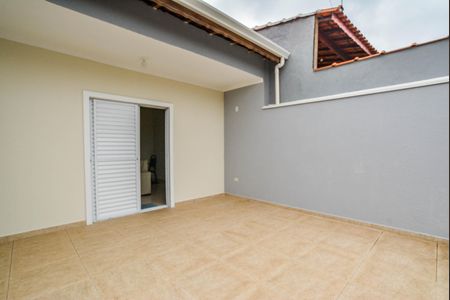 Casa à venda com 222m², 3 quartos e 2 vagas Casa à venda com 222m², 3 quartos e 2 vagasVaranda da Sala