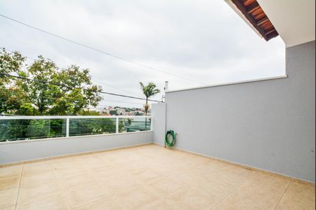 Casa à venda com 222m², 3 quartos e 2 vagas Casa à venda com 222m², 3 quartos e 2 vagasVaranda da Sala