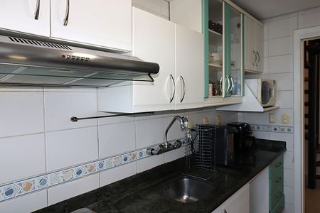 Apartamento à venda com 151m², 2 quartos e 1 vagaCozinha