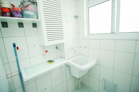 Apartamento à venda com 60m², 2 quartos e 1 vagaÁrea de Serviço