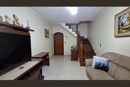Casa à venda com 125m², 3 quartos e 2 vagas Casa à venda com 125m², 3 quartos e 2 vagasSala