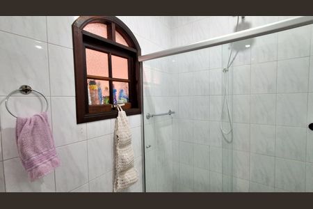 Casa à venda com 125m², 3 quartos e 2 vagas Casa à venda com 125m², 3 quartos e 2 vagasBanheiro Social 2