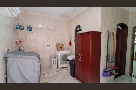 Casa à venda com 125m², 3 quartos e 2 vagas Casa à venda com 125m², 3 quartos e 2 vagasÁrea de Serviço