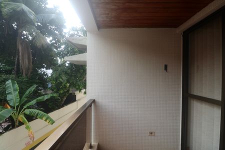 Apartamento para alugar com 140m², 2 quartos e 1 vagaVaranda