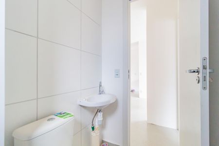 Apartamento para alugar com 43m², 2 quartos e sem vaga Apartamento para alugar com 43m², 2 quartos e sem vagaBanheiro