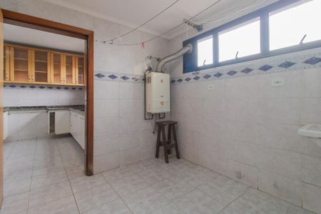 Apartamento para alugar com 300m², 4 quartos e 3 vagasÁrea de serviço