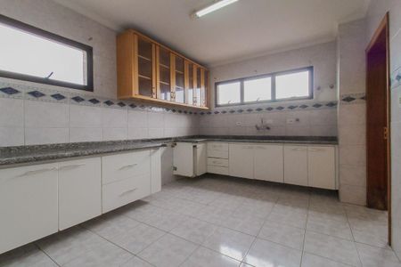 Apartamento para alugar com 300m², 4 quartos e 3 vagasCozinha