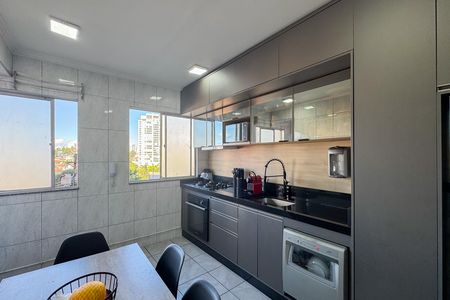 Apartamento à venda com 65m², 2 quartos e 1 vagaCozinha 