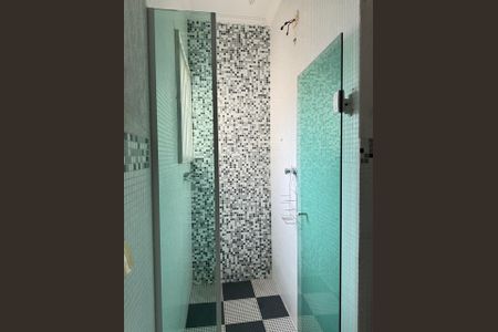 Casa à venda com 195m², 3 quartos e 4 vagasBanheiro 